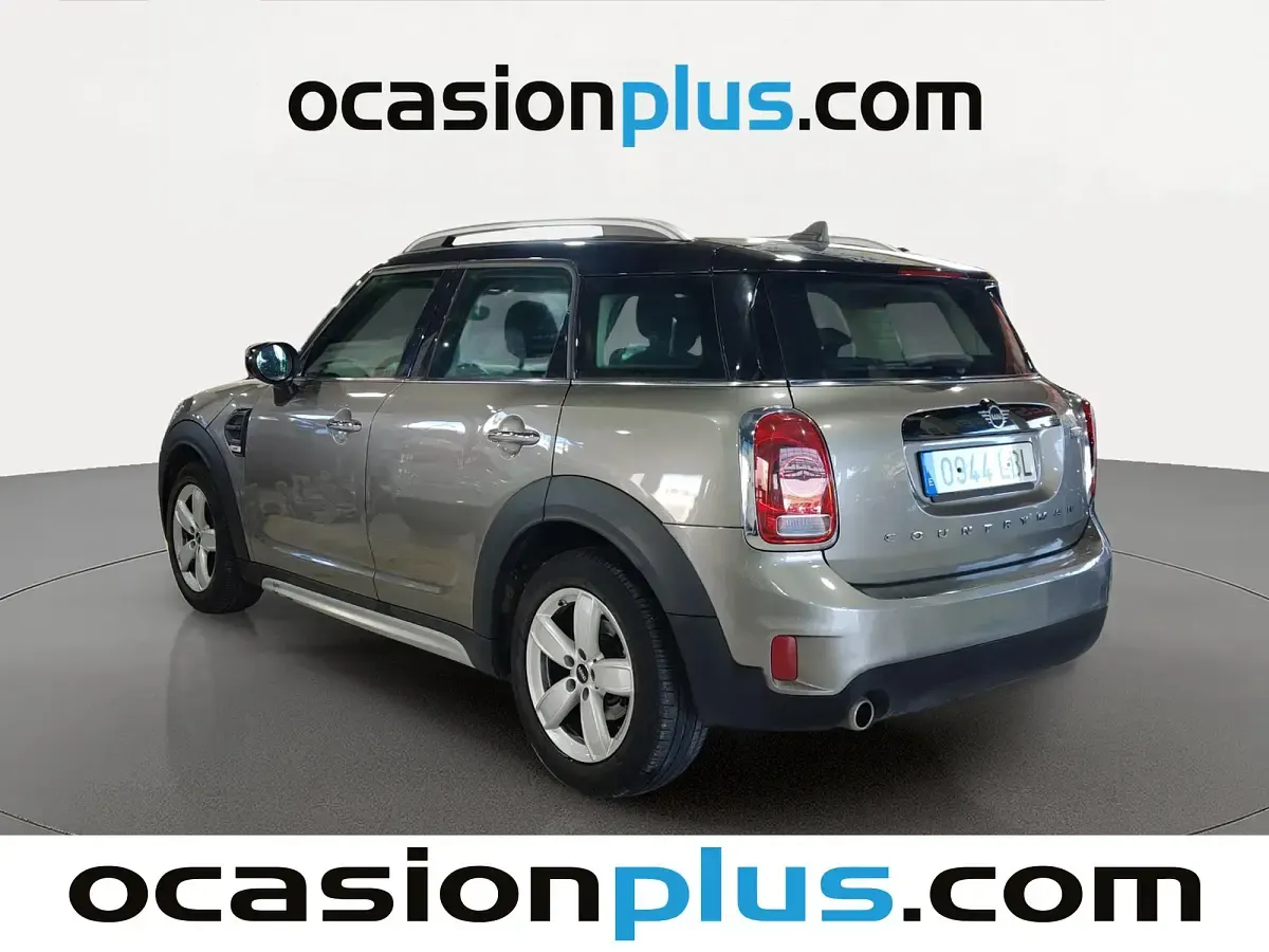 Usado Mini Cooper 136 CV (100 kW) 2019 Gris plata Utilitario