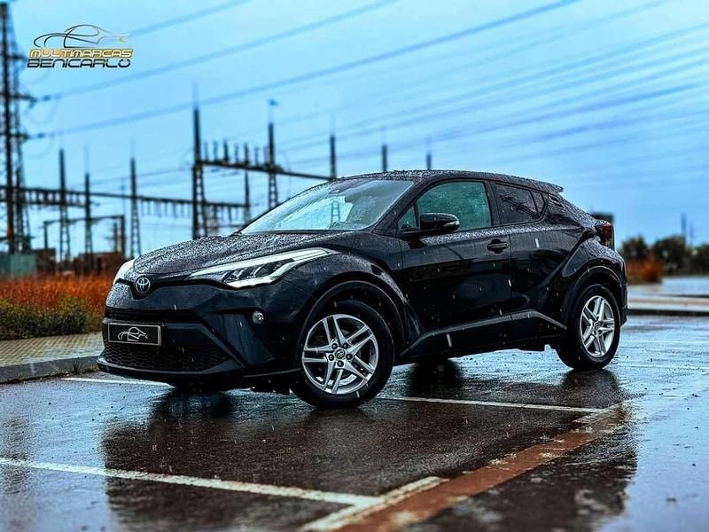 Usado Toyota C-HR Active 122 CV (89 kW) 2022 Negro SUV
