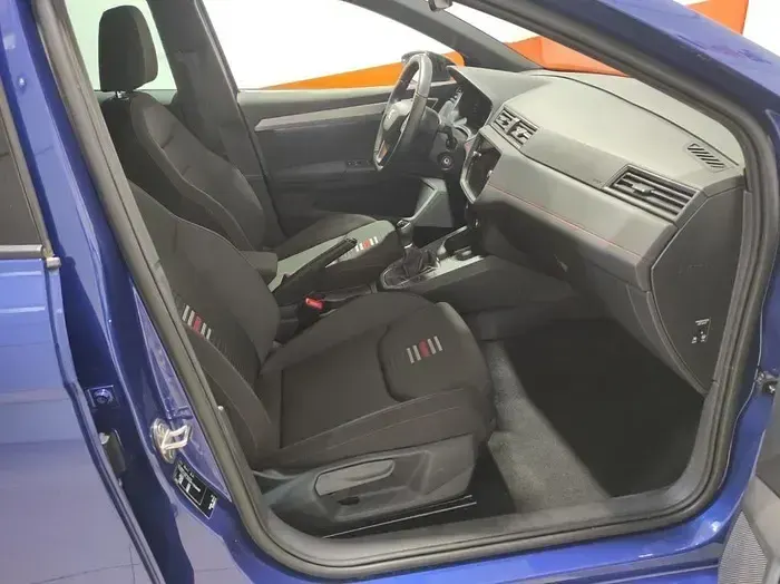 Usado Seat Ibiza FR 110 HP (80 kW) 2021 Azul Citadino