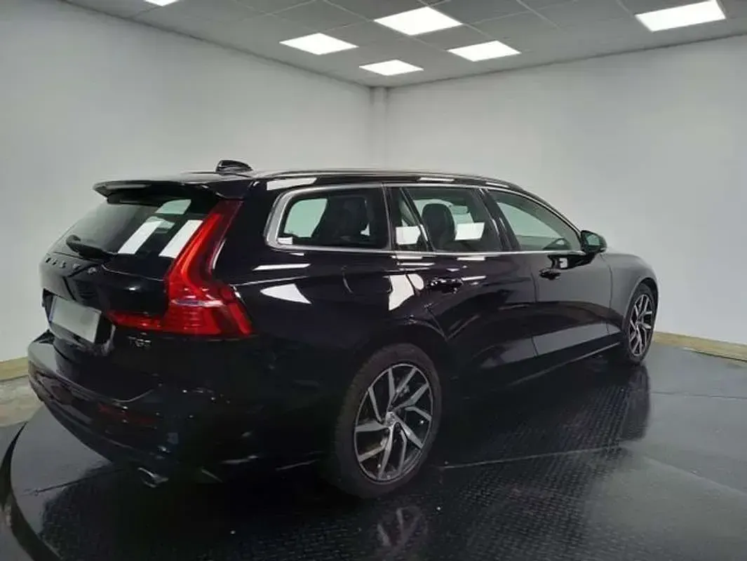 Usado Volvo V60 Business Edition 394 CV (289 kW) 2019 Negro Familiar