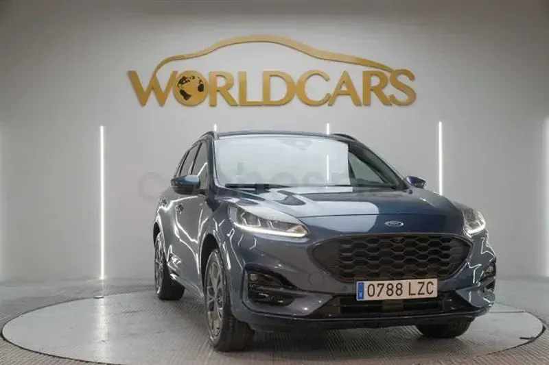 Usado Ford Kuga ST-Line 225 HP (165 kW) 2022 Cinzento SUV
