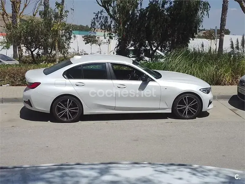Usado BMW 318 150 CV (110 kW) 2019 Blanco Berlina