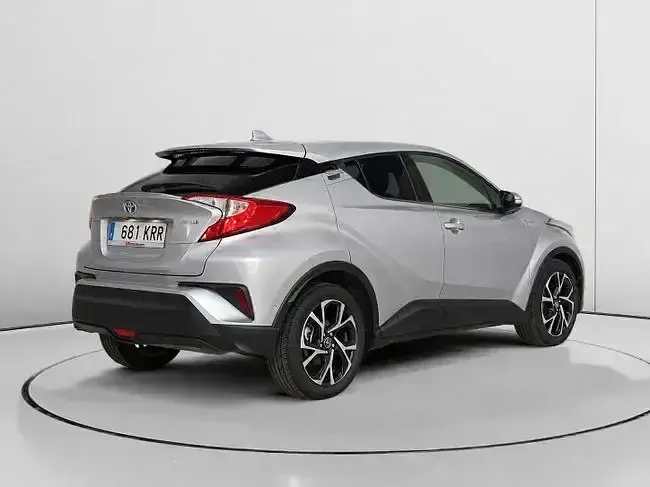 Usado Toyota C-HR Active 122 CV (89 kW) 2018 Gris SUV