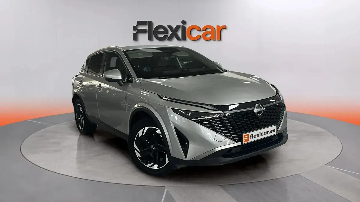 Begagnad Nissan Qashqai N-Connecta 158 HK (116 kW) 2025 SUV