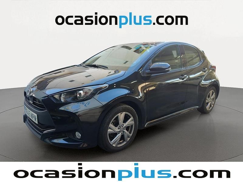 Negro Usado 2024 Toyota Yaris Hybrid Active Utilitario | 17.173 € (Buen precio) - Imagen 1/4