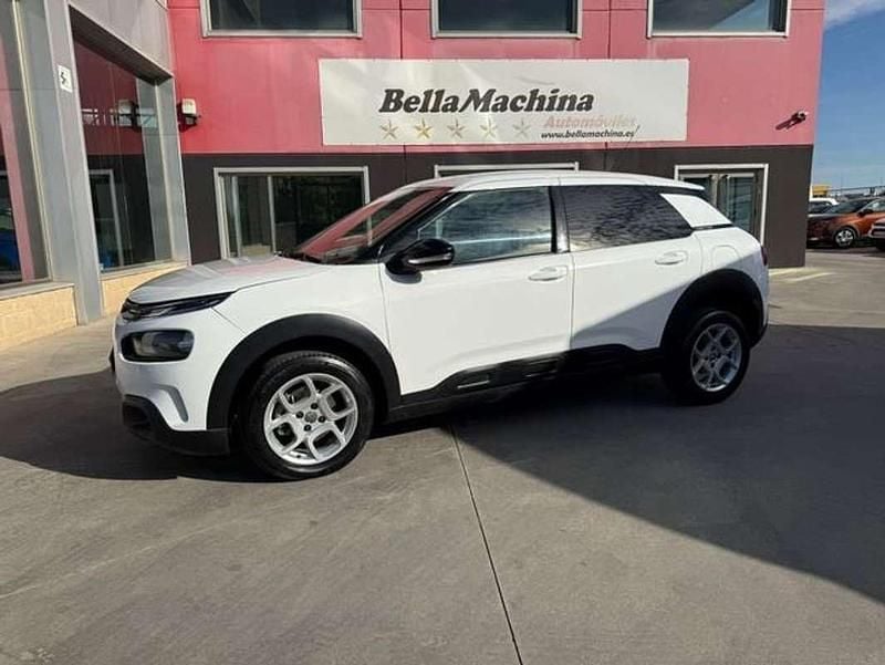 Usado Citroën C4 Cactus Feel 121 CV (88 kW) 2019 Blanco Utilitario