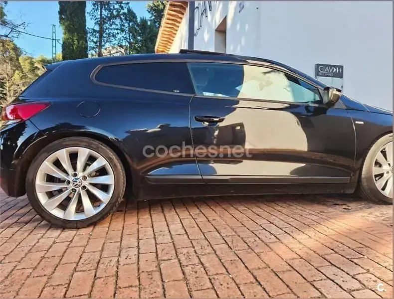 Usado VW Scirocco 160 CV (117 kW) 2013 Negro Coupe