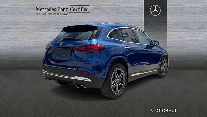 Käytetty Mercedes GLA200 136 HP (100 kW) 2024 Sininen Katumaasturi