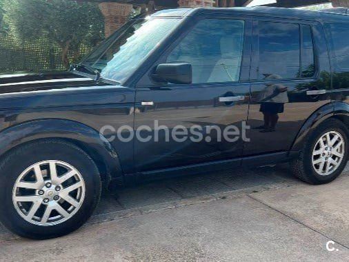 Negro Usado 2016 Land Rover Discovery 4 HSE Luxury SUV | 25.000 € - Imagen 1/4