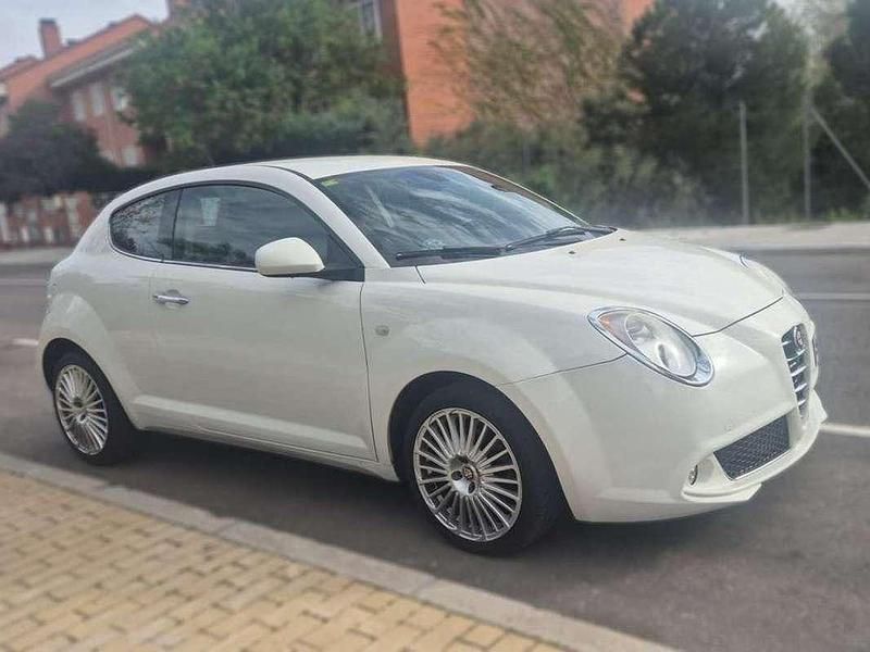 Usado Alfa Romeo MiTo Progression 120 CV (88 kW) 2009 Blanco Utilitario