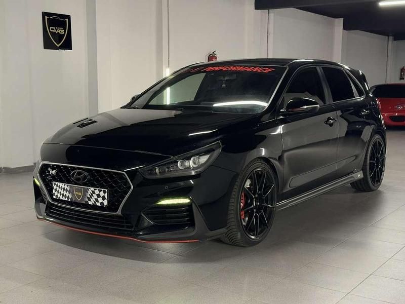 Negro Usado 2017 Hyundai i30 N Performance Utilitario | 24.900 € (Precio justo) - Imagen 1/4