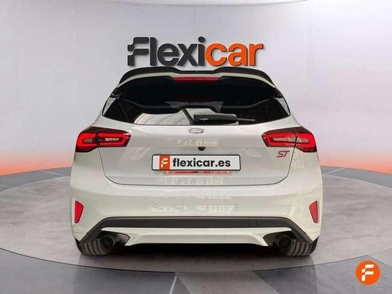 Usado Ford Focus ST 280 CV (205 kW) 2025 Blanco Utilitario