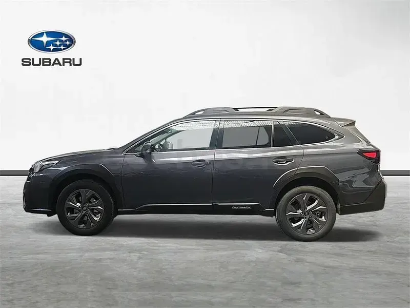 Usado Subaru Outback Sport 169 CV (124 kW) 2022 Gris / plata Familiar