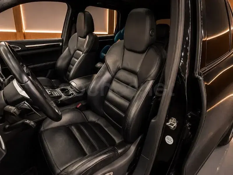 Usado Porsche Cayenne 385 CV (283 kW) 2017 Negro SUV