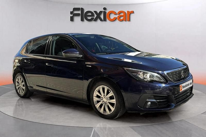 Usado Peugeot 308 Style 131 CV (96 kW) 2020 Negro Berlina