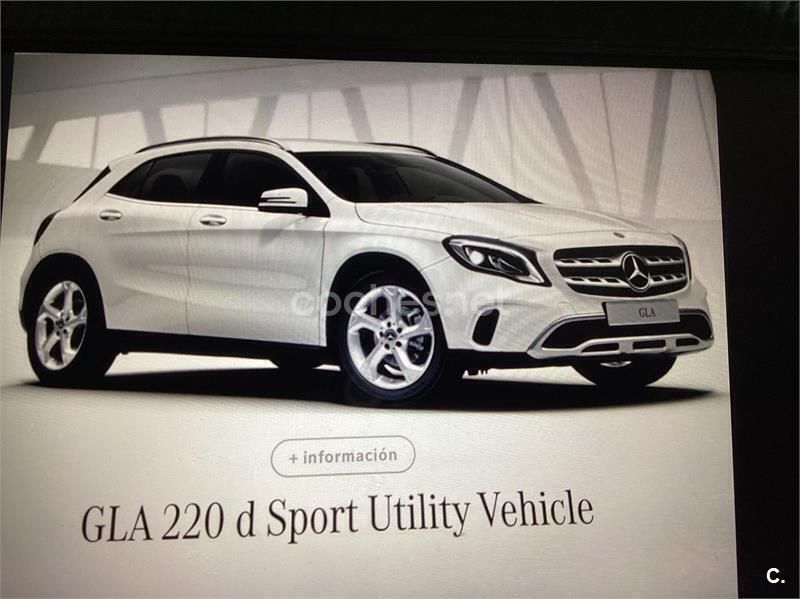 Blanco Usado 2017 Mercedes GLA220 SUV | 25.000 € (Precio justo) - Imagen 1/4
