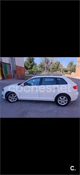 Usado Audi A3 Ambiente 105 CV (77 kW) 2012 Blanco Utilitario