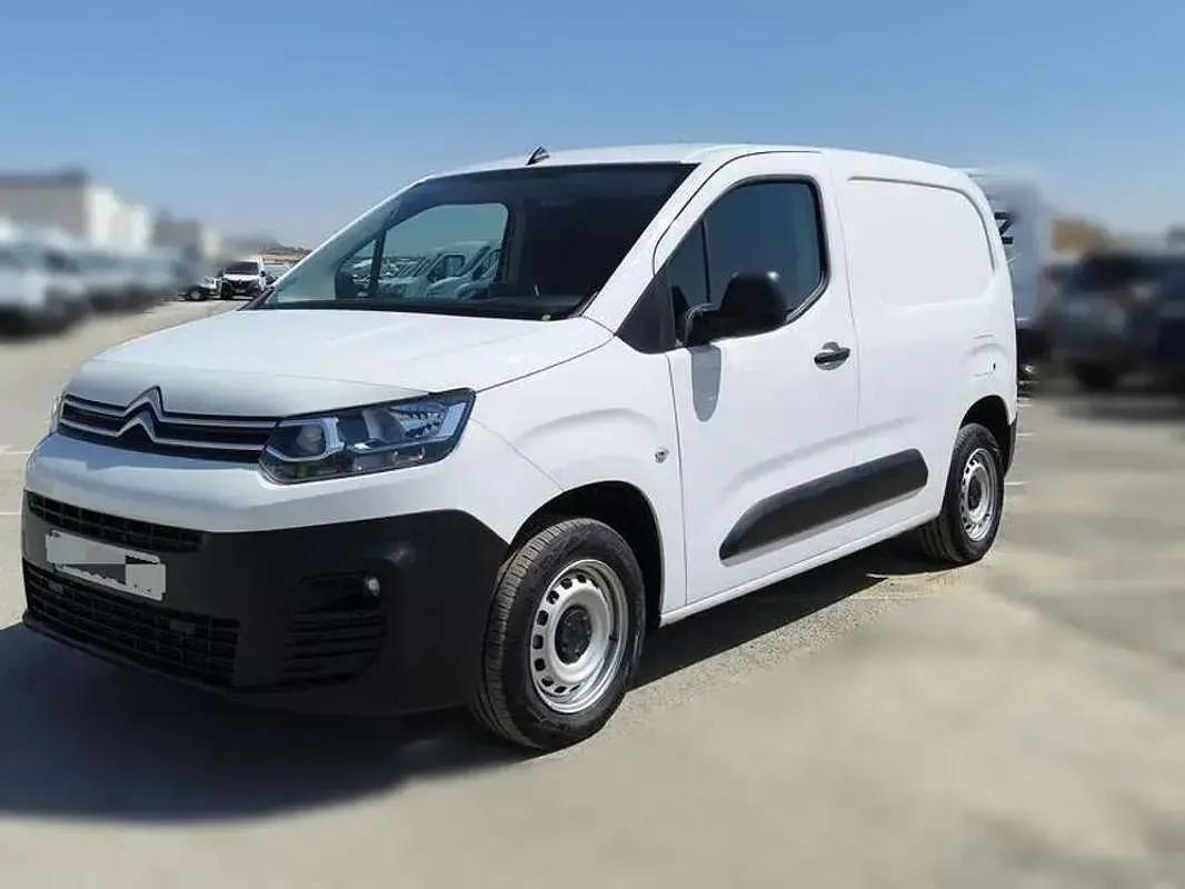 Usado Citroën Berlingo 102 CV (75 kW) 2022 Blanco Monovolumen