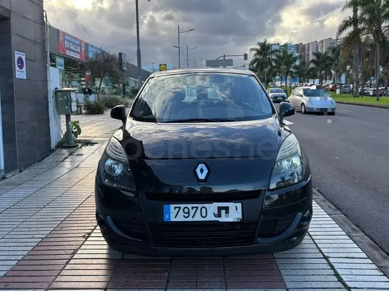 Usado Renault Scénic Authentique 85 CV (62 kW) 2009 Negro Monovolumen