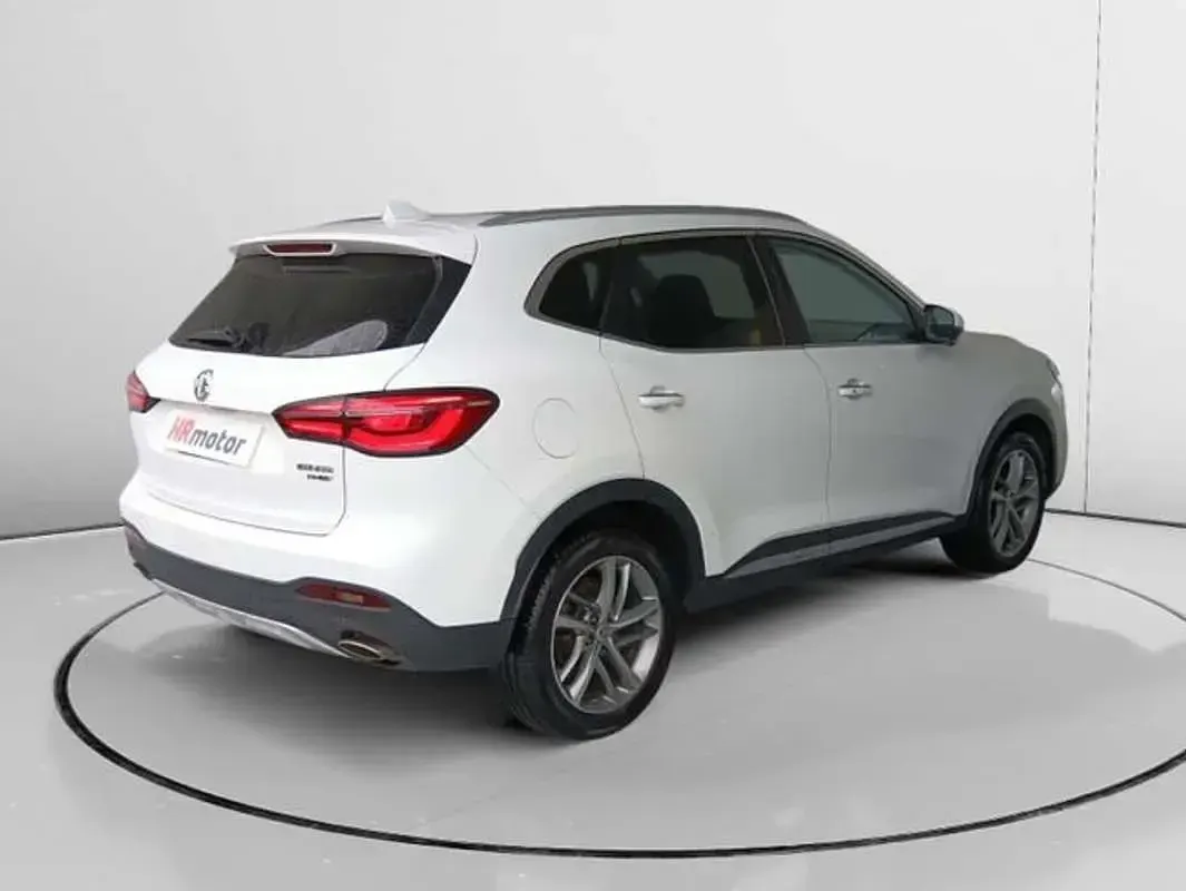 Usado MG HS Comfort 261 CV (191 kW) 2023 Blanco SUV