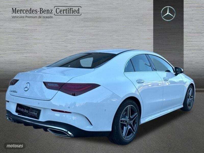 Usado Mercedes CLA200 AMG line 150 CV (110 kW) 2024 Blanco Coupe