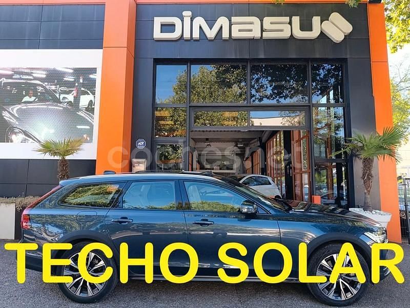 Azul Usado 2023 Volvo V90 CC Ultimate Familiar | 43.990 € (Un poco caro) - Imagen 1/4