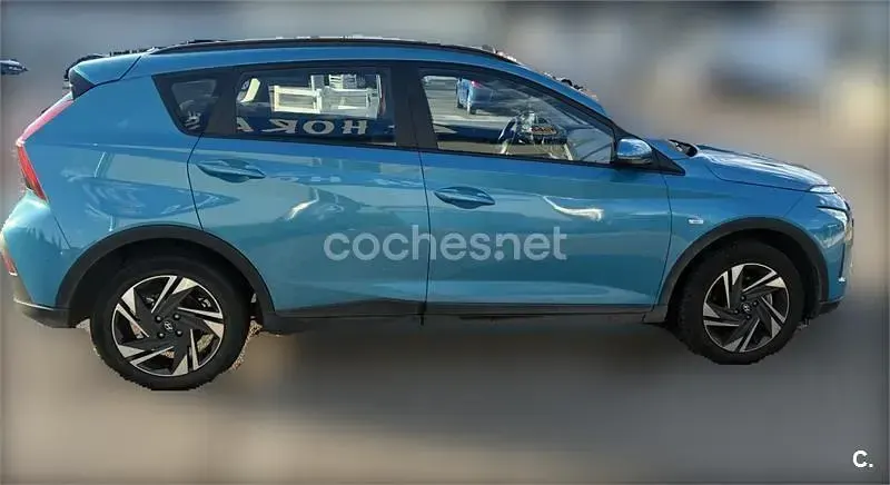 Usado Hyundai Bayon 100 CV (73 kW) 2022 Azul SUV