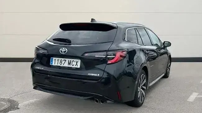 Usado Toyota Corolla Style 180 CV (132 kW) 2022 Negro Familiar