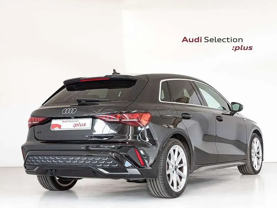 Usado Audi A3 Sportback S-Line 150 CV (110 kW) 2025 Negro Utilitario
