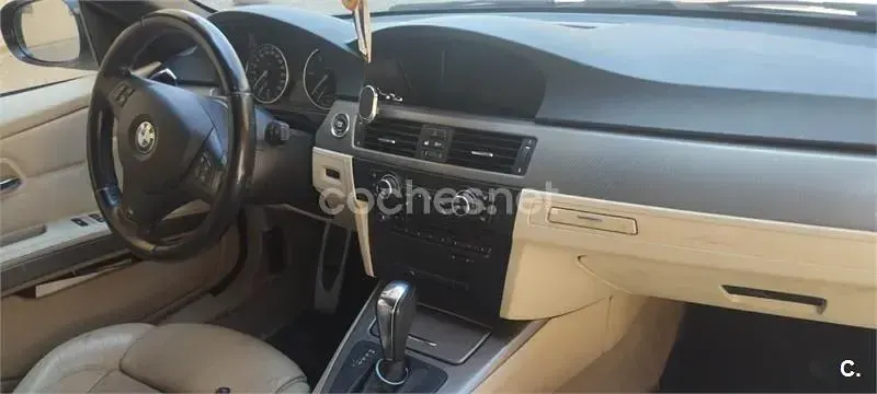 Usado BMW 320 Cabriolet 184 CV (135 kW) 2012 Negro Descapotable