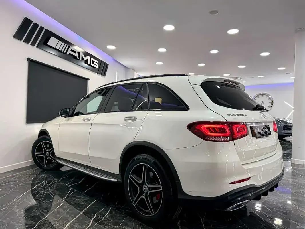 Usado Mercedes GLC220 194 CV (142 kW) 2021 Blanco SUV