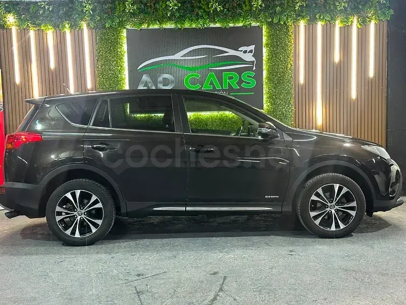 Usado Toyota RAV4 Advance 124 CV (91 kW) 2015 Marrón SUV
