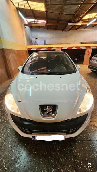 Usado Peugeot 308 Premium 120 CV (88 kW) 2009 Blanco Berlina