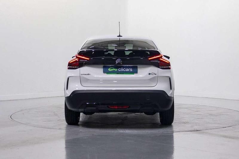 Usado Citroën e-C4 Shine 100 kW (136 CV) 2021 Blanco Berlina
