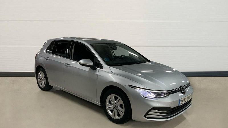 Plata Usado 2021 VW Golf VIII Life Utilitario | 22.690 € (Caro) - Imagen 1/1