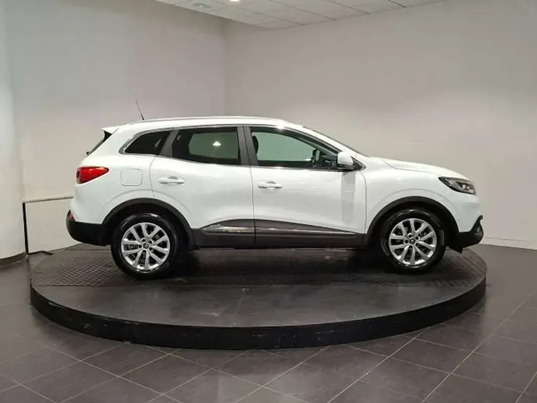 Usado Renault Kadjar Zen 132 CV (97 kW) 2016 Blanco SUV