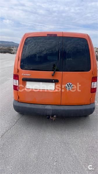 Usado VW Caddy 75 CV (55 kW) 2008 Naranja Monovolumen