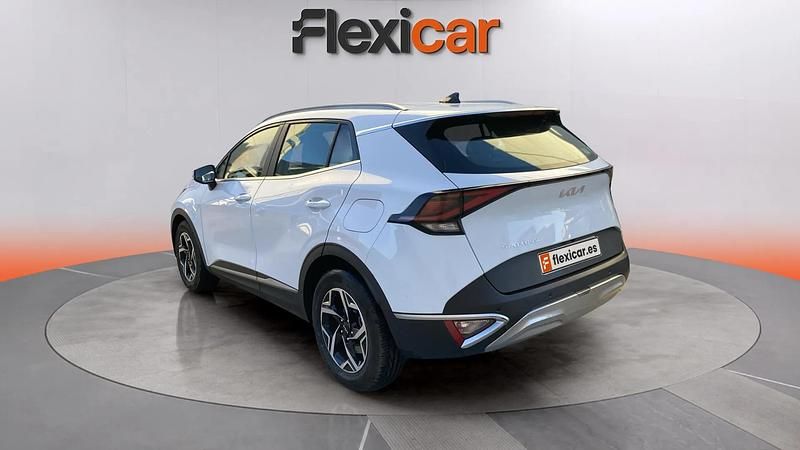 Usado Kia Sportage 136 CV (100 kW) 2023 Blanco SUV