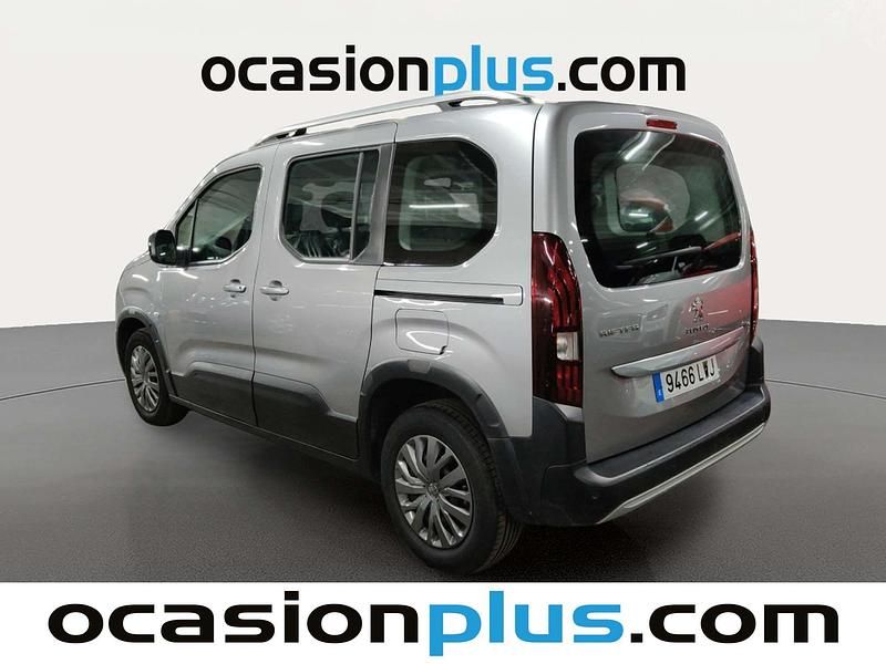 Usado Peugeot Rifter Allure 130 CV (95 kW) 2022 Gris / plata Monovolumen