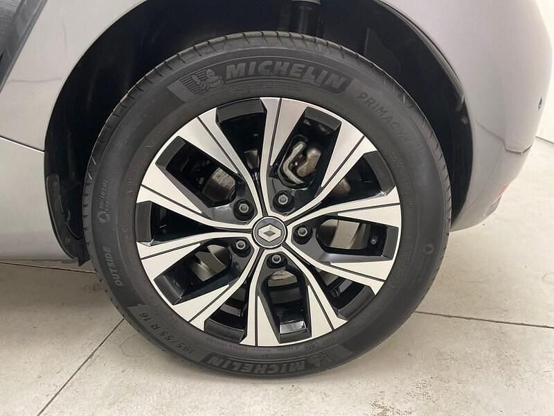 Usado Renault Zoe Evolution 79 kW (108 CV) 2023 Gris Utilitario