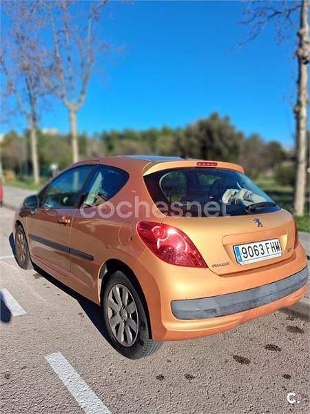 Naranja Usado 2006 Peugeot 207 Berlina | 3200 € (Precio justo) - Imagen 1/4