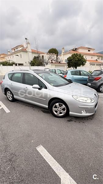 Usado Peugeot 407 Sport 110 CV (80 kW) 2009 Gris / plata Familiar