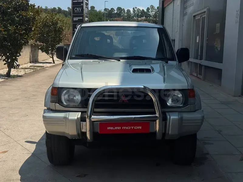Usado Mitsubishi Montero 125 CV (91 kW) 1996 Beige SUV
