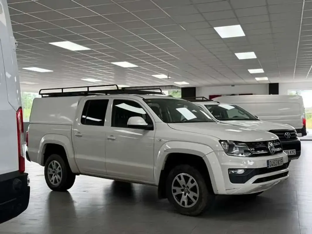 Usado VW Amarok 163 CV (119 kW) 2019 Blanco Pickup/Camioneta