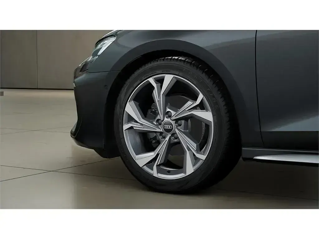 Nuevo Audi A3 S-Line 116 CV (85 kW) 2026 Gris Berlina
