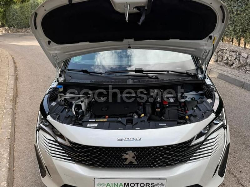 Usado Peugeot 5008 GT 130 CV (95 kW) 2021 Blanco Monovolumen