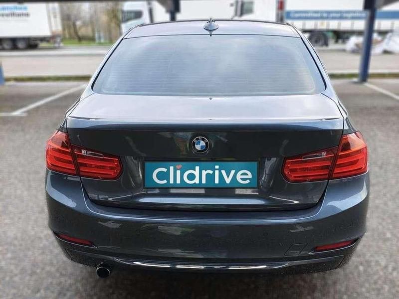 Käytetty BMW 320 Efficient Dynamics 163 HP (119 kW) 2015 Musta Sedan
