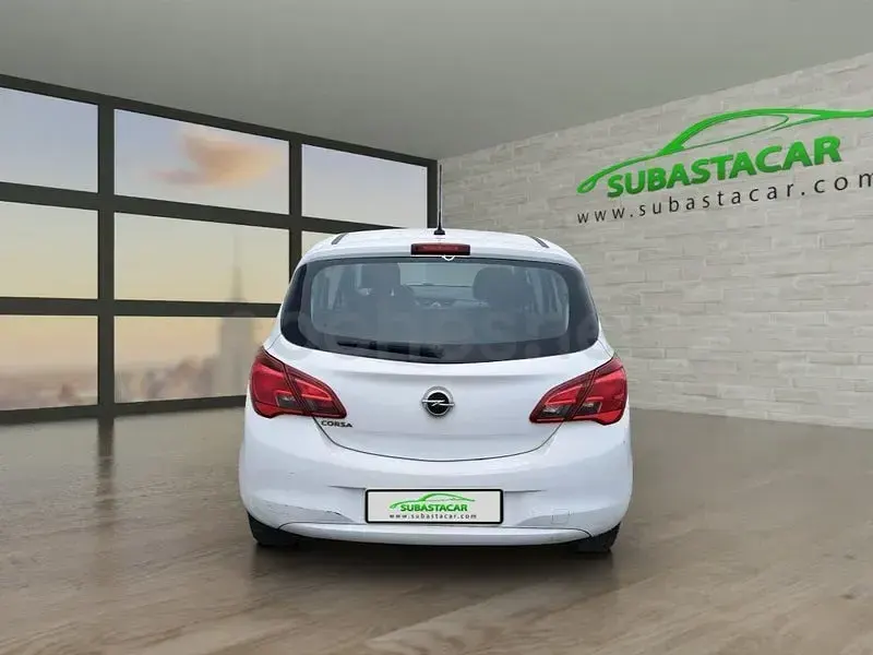 Usado Opel Corsa Business 75 CV (55 kW) 2018 Blanco Utilitario