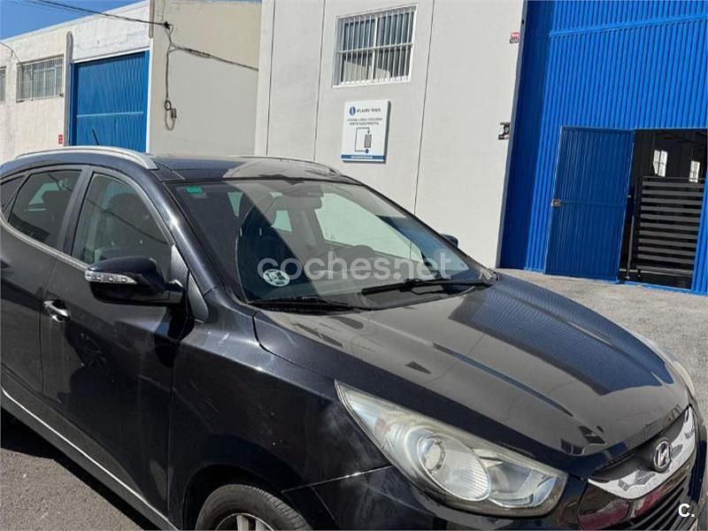 Negro Usado 2010 Hyundai ix35 GLS SUV | 7000 € (Precio justo) - Imagen 1/4