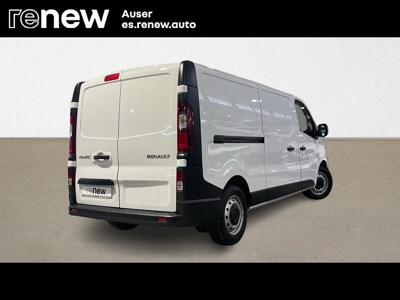 Usado Renault Trafic 131 CV (96 kW) 2024 Blanco Monovolumen